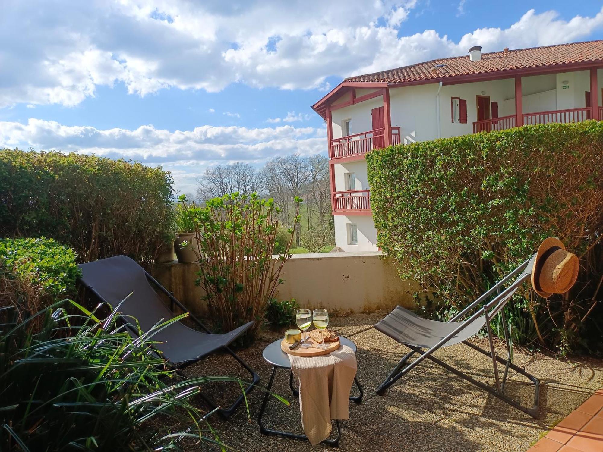 T1 Bis Avec Piscine Vue Golf Et Montagnes Daire Arcangues Dış mekan fotoğraf