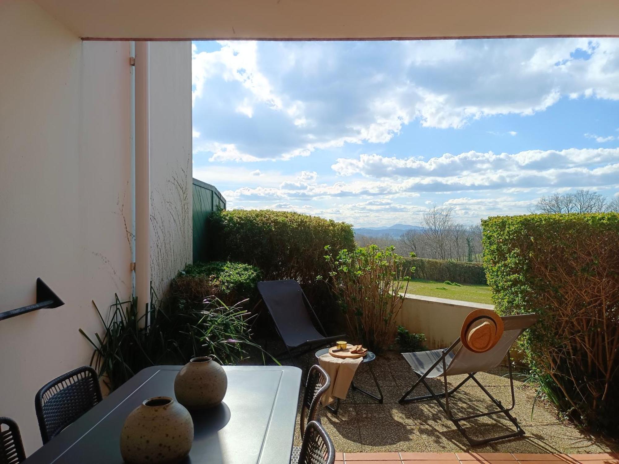 T1 Bis Avec Piscine Vue Golf Et Montagnes Daire Arcangues Dış mekan fotoğraf